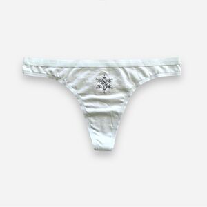 🌸New🌸 Medium Victoria’s Secret thong panty
